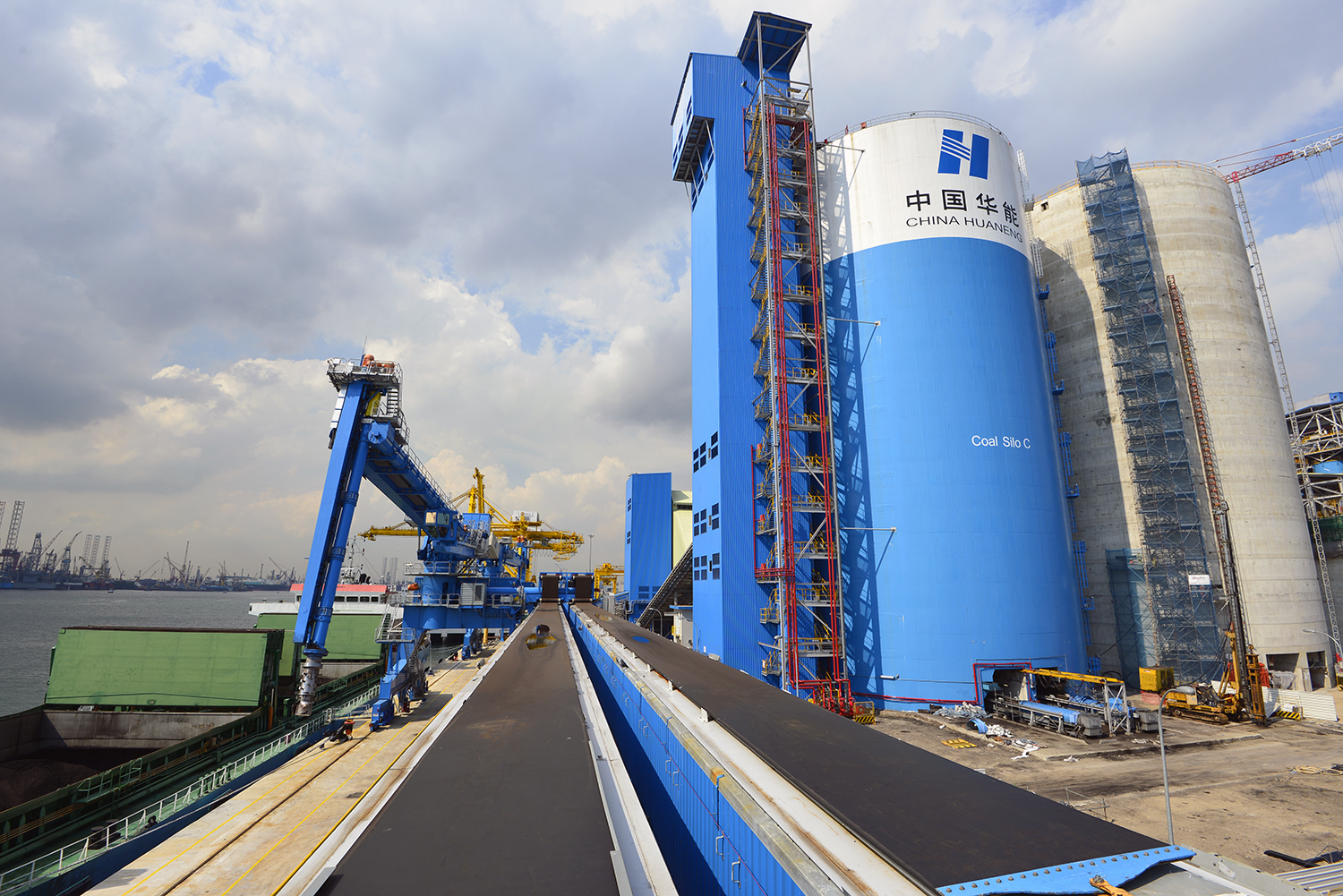 Bruks Siwertell terminal in Singapore