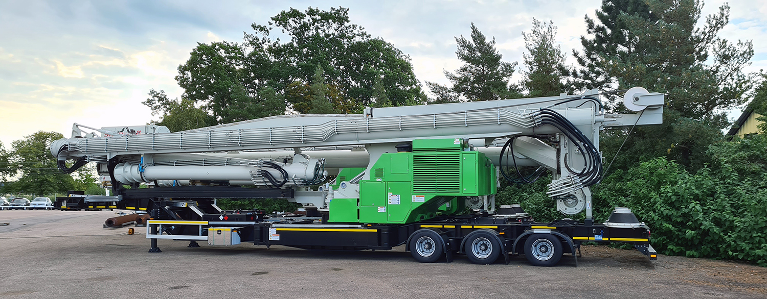 Siwertlell road-mobile unloader on a trailer