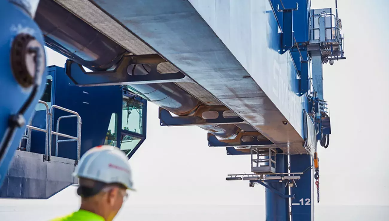 Siwertell continous cement handling shipunloader in Houston