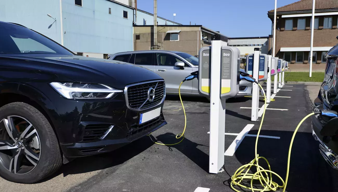 Charging poles for cars