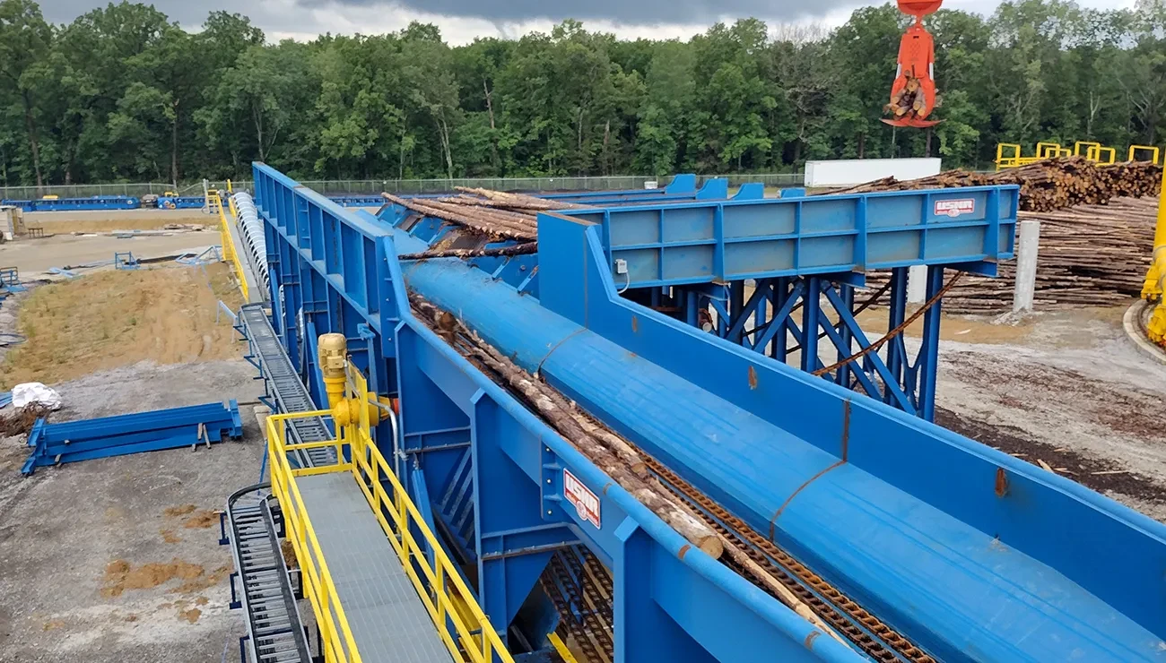 conveyer in a woodyard