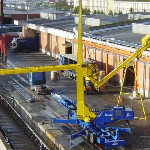 Yellow Siwertell Ship unloader in operation