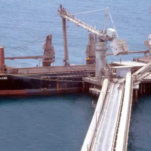 Siwertell Ship unloader for cement, Venezuela