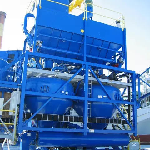 Yellow Siwertell mobile unloader for cement, USA