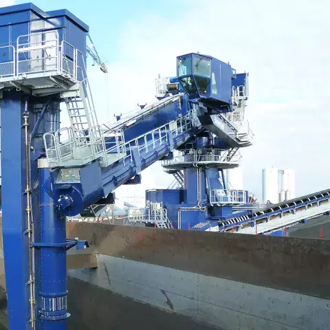 Blue Siwertell Ship unloader in operation