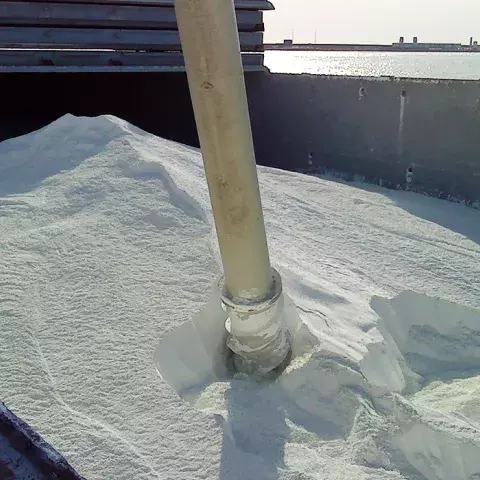 White Siwertell mobile unloader in operation