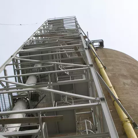 Siwertell Terminal for cement, Kuwait