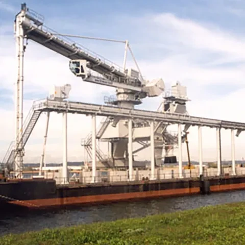 Siwertell Terminal for cement, France