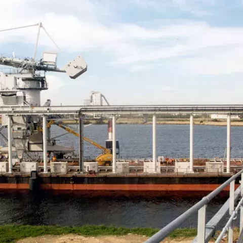 Siwertell Terminal for cement, France