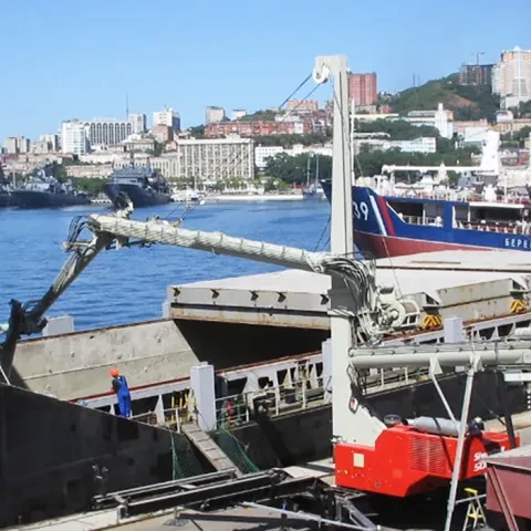 Grey Siwertell mobile unloader in operation