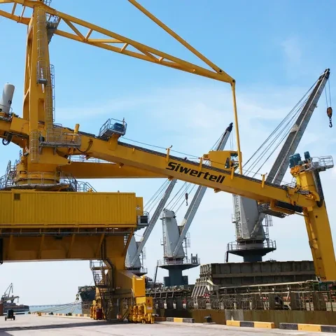 Yellow Siwertell Ship unloader in operation