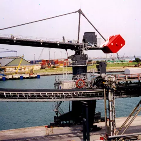 Siwertell Terminal for cement, Singapore