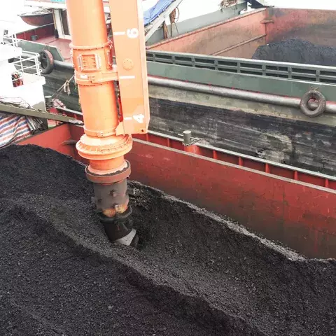 Orange Siwertell Ship unloader in operation