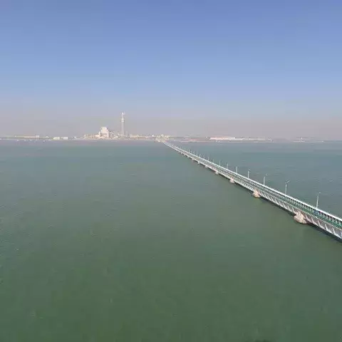 Two Siwertell ship unloaders on a jetty in China