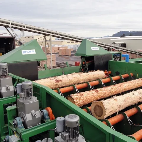 Bruks Siwertell wood processing