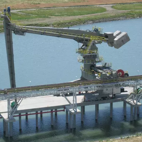 Siwertell ship unloader, USA