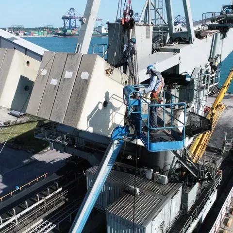 Bruks Siwertell refurbishment of ship unloader