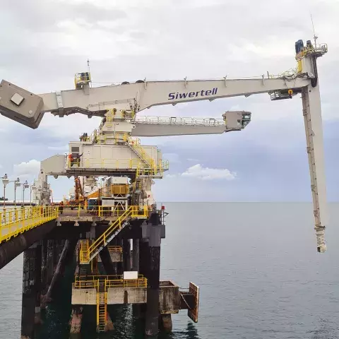 Siwertell ship unloader