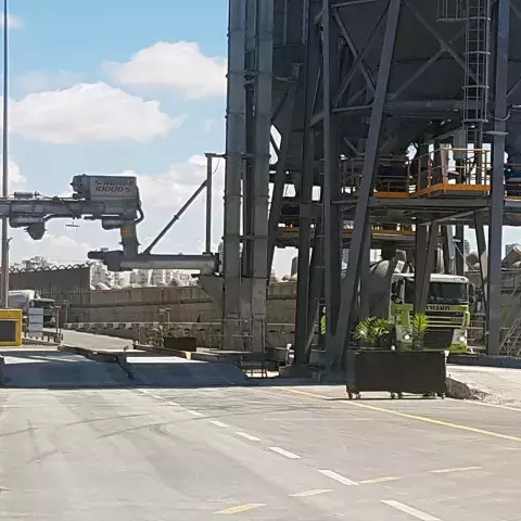 Siwertell road-mobile unloader, electric powered