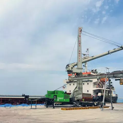 Siwertell road-mobile unloader