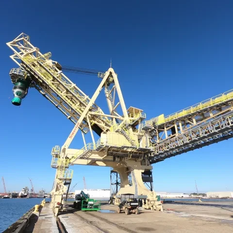Siwertell ship loader