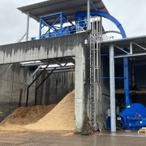 a blue chipping machine