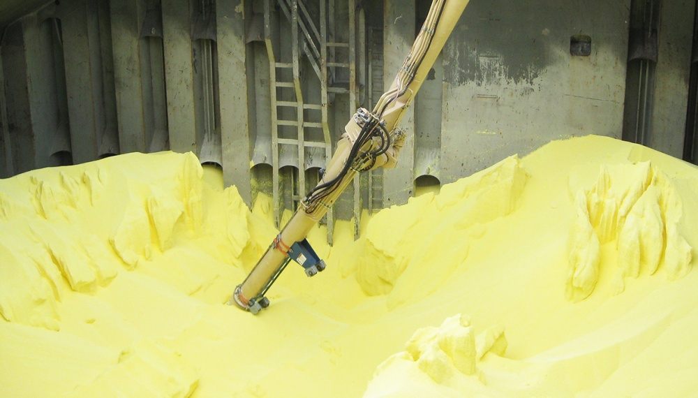 Unloading sulfur with Siwertell ship unloader