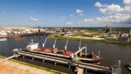 Siwertell ship unloader at Houston cement terminal