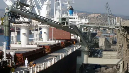 Siwertell ship loader