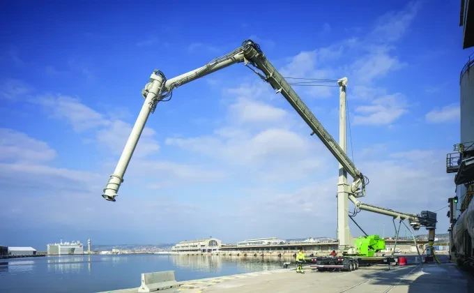 Siwertell road-mobile ship unloader