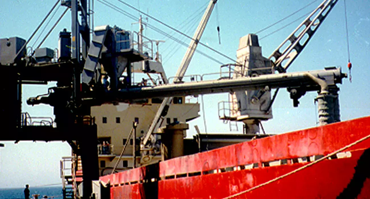 Siwertell Ship loader in operation