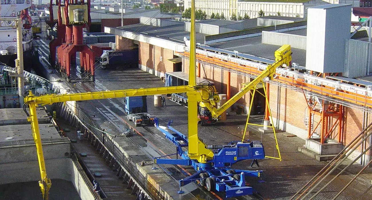 Yellow Siwertell Ship unloader in operation