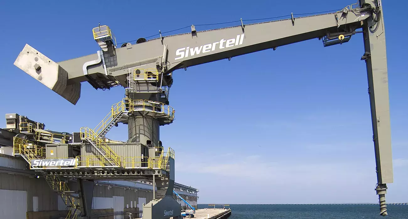 Grey Siwertell Ship unloader for cement, USA