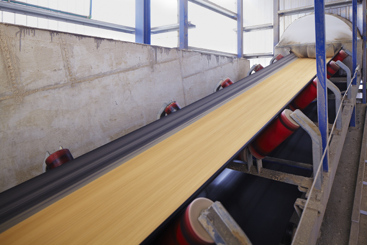 Siwertell_belt_conveyor_grain
